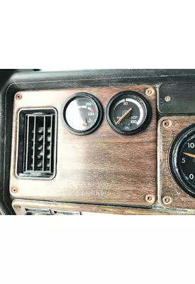 Freightliner FLD112 Dash Assembly