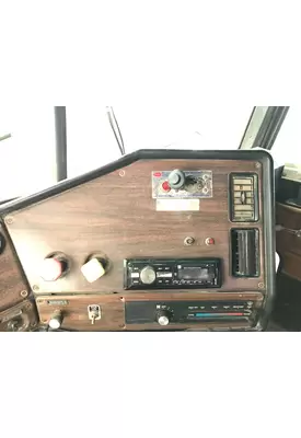 Freightliner FLD112 Dash Assembly