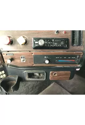 Freightliner FLD112 Dash Assembly