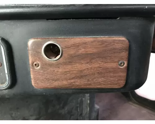 Freightliner FLD112 Dash Assembly
