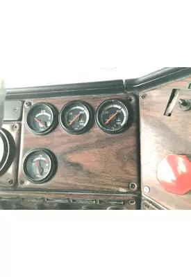 Freightliner FLD112 Dash Assembly