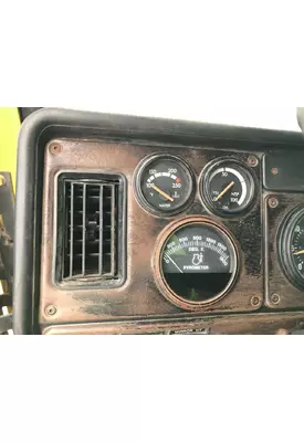 Freightliner FLD112 Dash Assembly