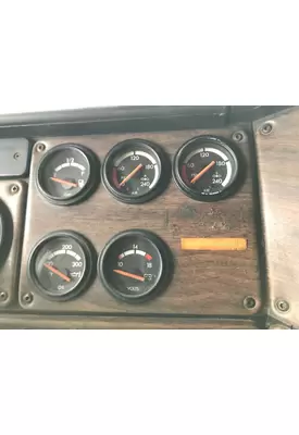 Freightliner FLD112 Dash Assembly