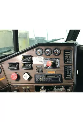 Freightliner FLD112 Dash Assembly