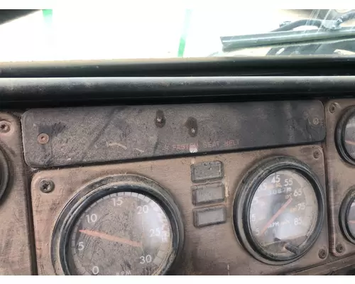 Freightliner FLD112 Dash Panel