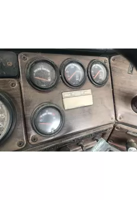 Freightliner FLD112 Dash Panel