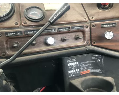 Freightliner FLD112 Dash Panel