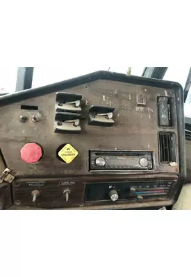 Freightliner FLD112 Dash Panel