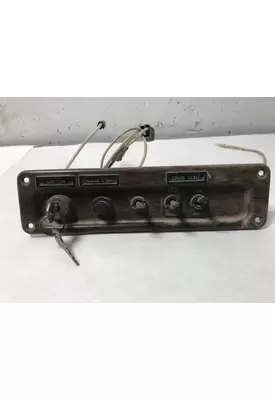 Freightliner FLD112 Dash Panel