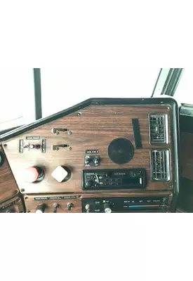 Freightliner FLD112 Dash Panel