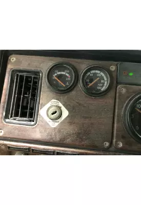 Freightliner FLD112 Dash Panel