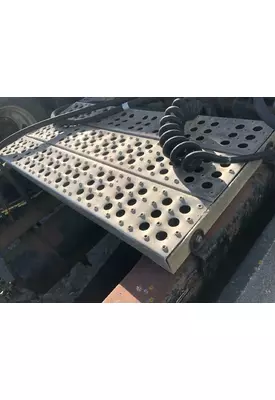 Freightliner FLD112 Deckplate