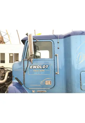Freightliner FLD112 Door Assembly, Front
