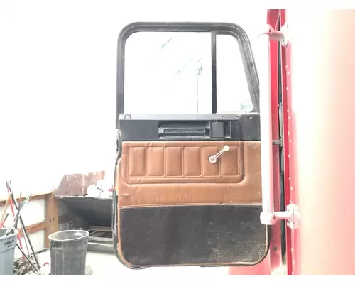 Freightliner FLD112 Door Assembly, Front