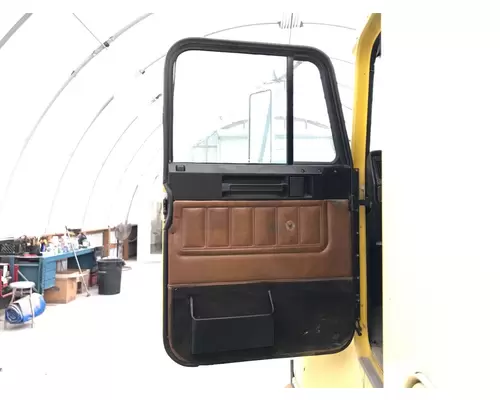 Freightliner FLD112 Door Assembly, Front