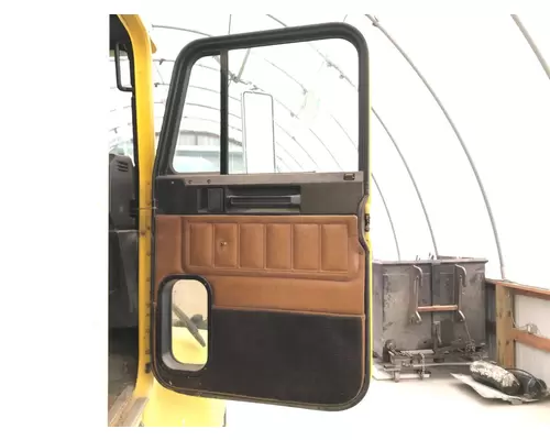 Freightliner FLD112 Door Assembly, Front