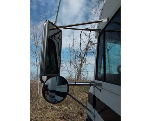 Freightliner FLD112 Door Assembly, Front