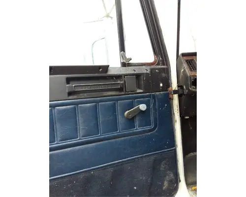 Freightliner FLD112 Door Assembly, Front