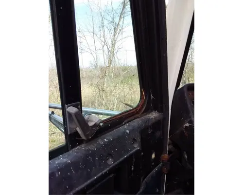 Freightliner FLD112 Door Assembly, Front