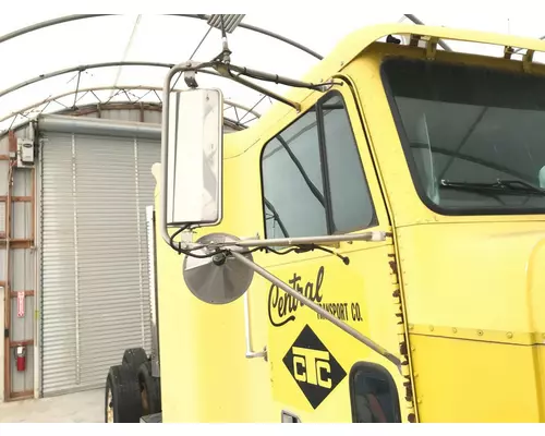 Freightliner FLD112 Door Mirror