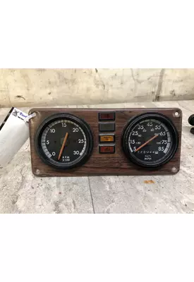 Freightliner FLD112 Instrument Cluster