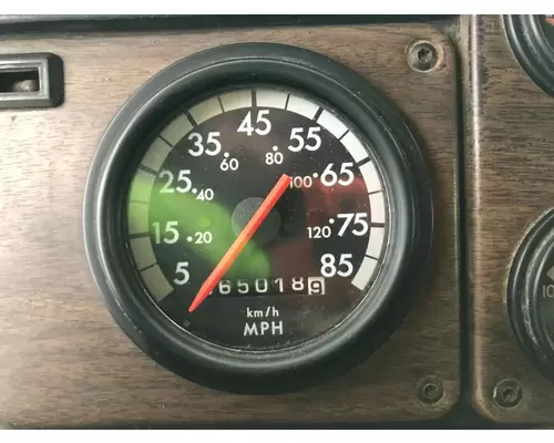 Freightliner FLD112 Instrument Cluster