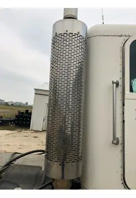 Freightliner FLD112 Muffler Shield