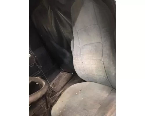 Freightliner FLD112 Seat (non-Suspension)