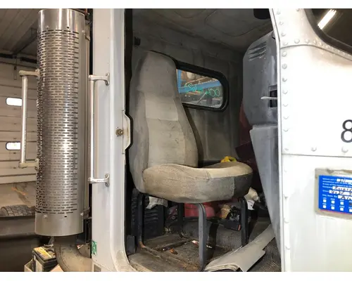 Freightliner FLD112 Seat (non-Suspension)