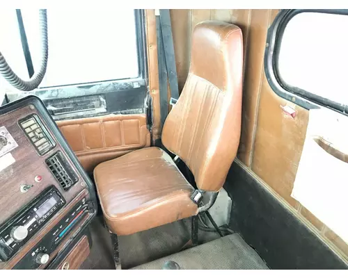 Freightliner FLD112 Seat (non-Suspension)