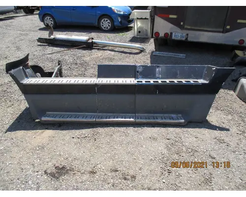 Freightliner FLD112 Side Fairing