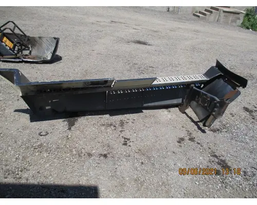 Freightliner FLD112 Side Fairing