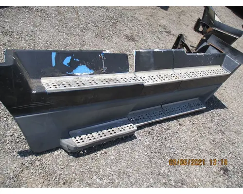 Freightliner FLD112 Side Fairing