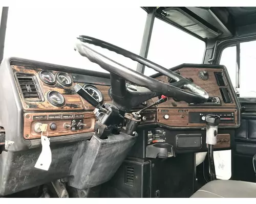 Freightliner FLD112 Steering Column