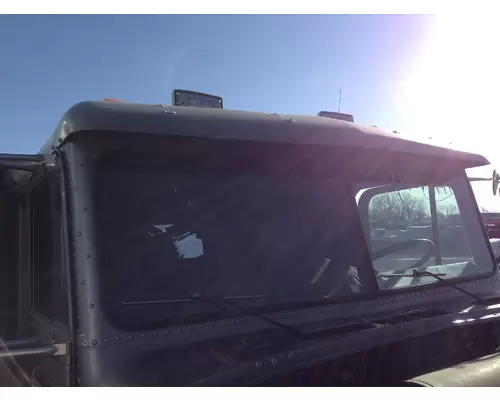 Freightliner FLD112 Sun Visor (Exterior)