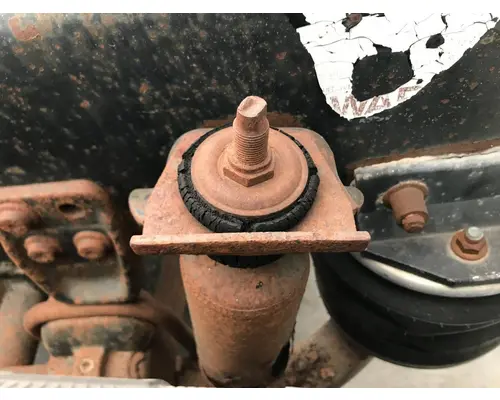 Freightliner FLD112 Suspension