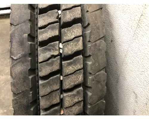 Freightliner FLD112 Tires