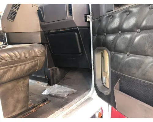 Freightliner FLD120 CLASSIC Cab Assembly