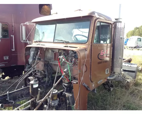 Freightliner FLD120 CLASSIC Cab Assembly