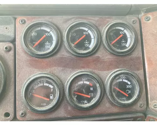 Freightliner FLD120 CLASSIC Dash Panel