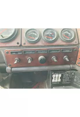 Freightliner FLD120 CLASSIC Dash Panel