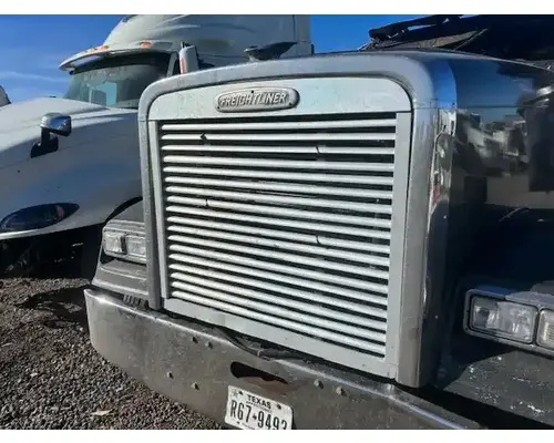 Freightliner FLD120 CLASSIC Grille