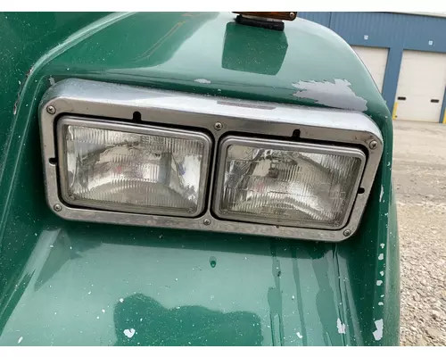 Freightliner FLD120 CLASSIC Headlamp Assembly