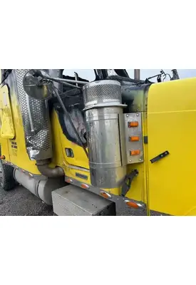 Freightliner FLD120 Glider Air Cleaner