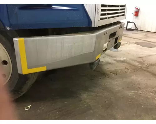 Freightliner FLD120SD Bumper Assembly, Front
