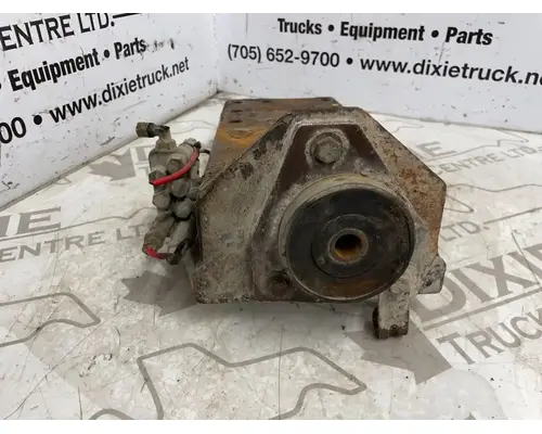 Freightliner FLD120SD Cab