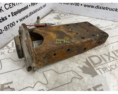 Freightliner FLD120SD Cab