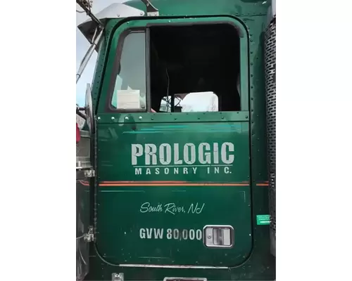 Freightliner FLD120SD Door Assembly, Front