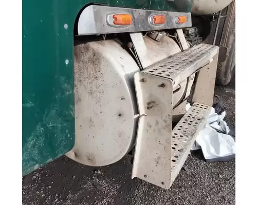 Freightliner FLD120SD Fuel Tank