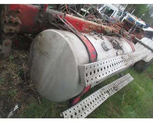 Freightliner FLD120SD Fuel Tank